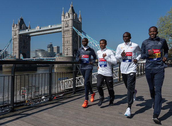 Londra: la maratona si mette la corona
