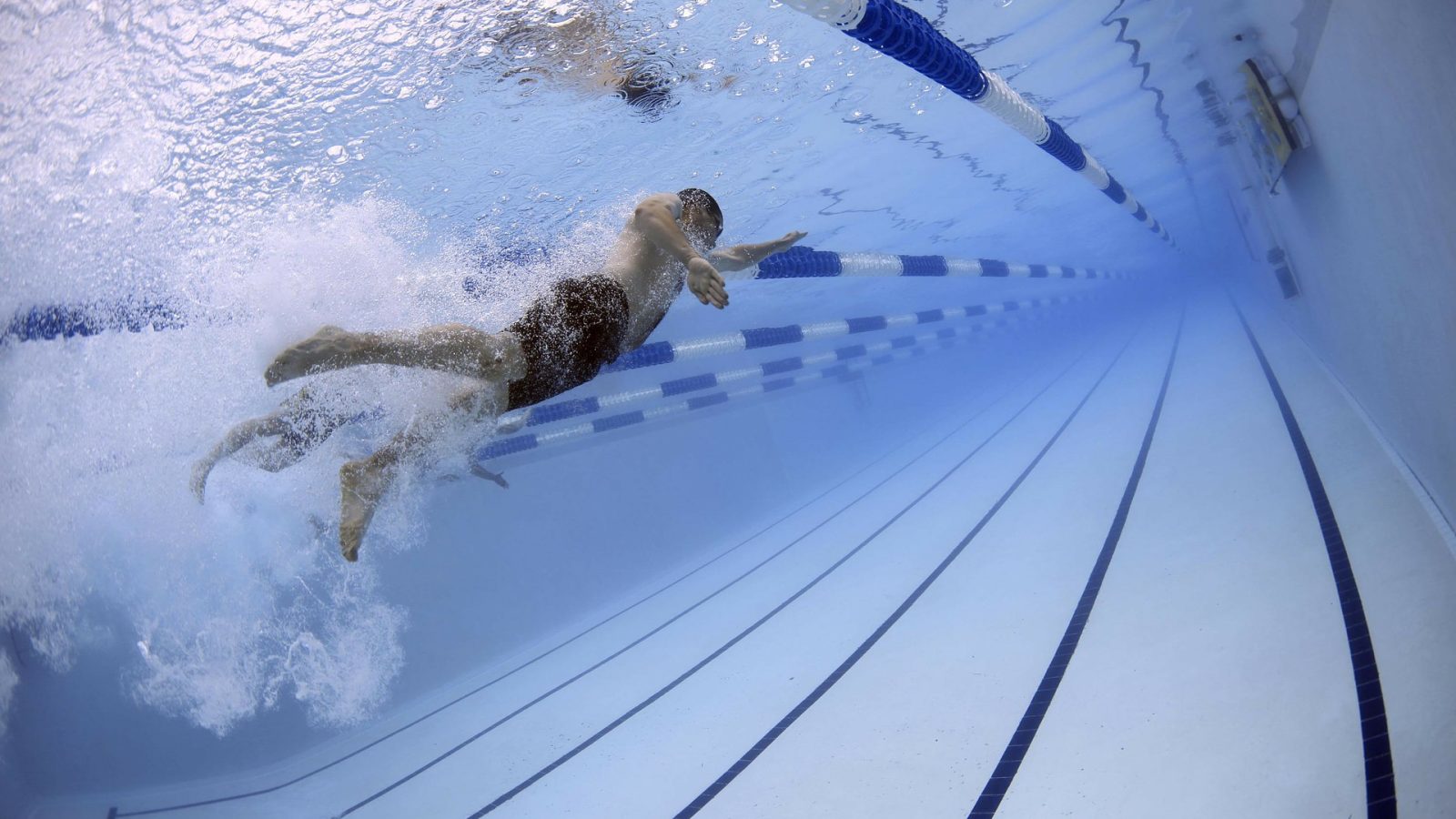 Come risolvere 4 infortuni più frequenti nel nuoto