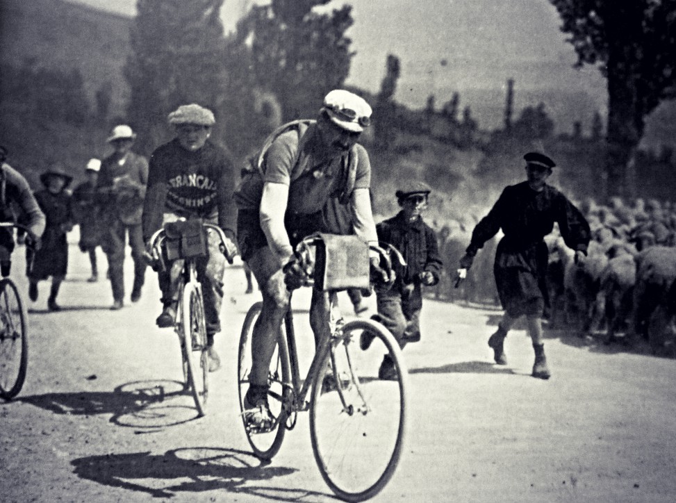 In bianco e nero, alla ricerca della storia della bicicletta e del ciclismo