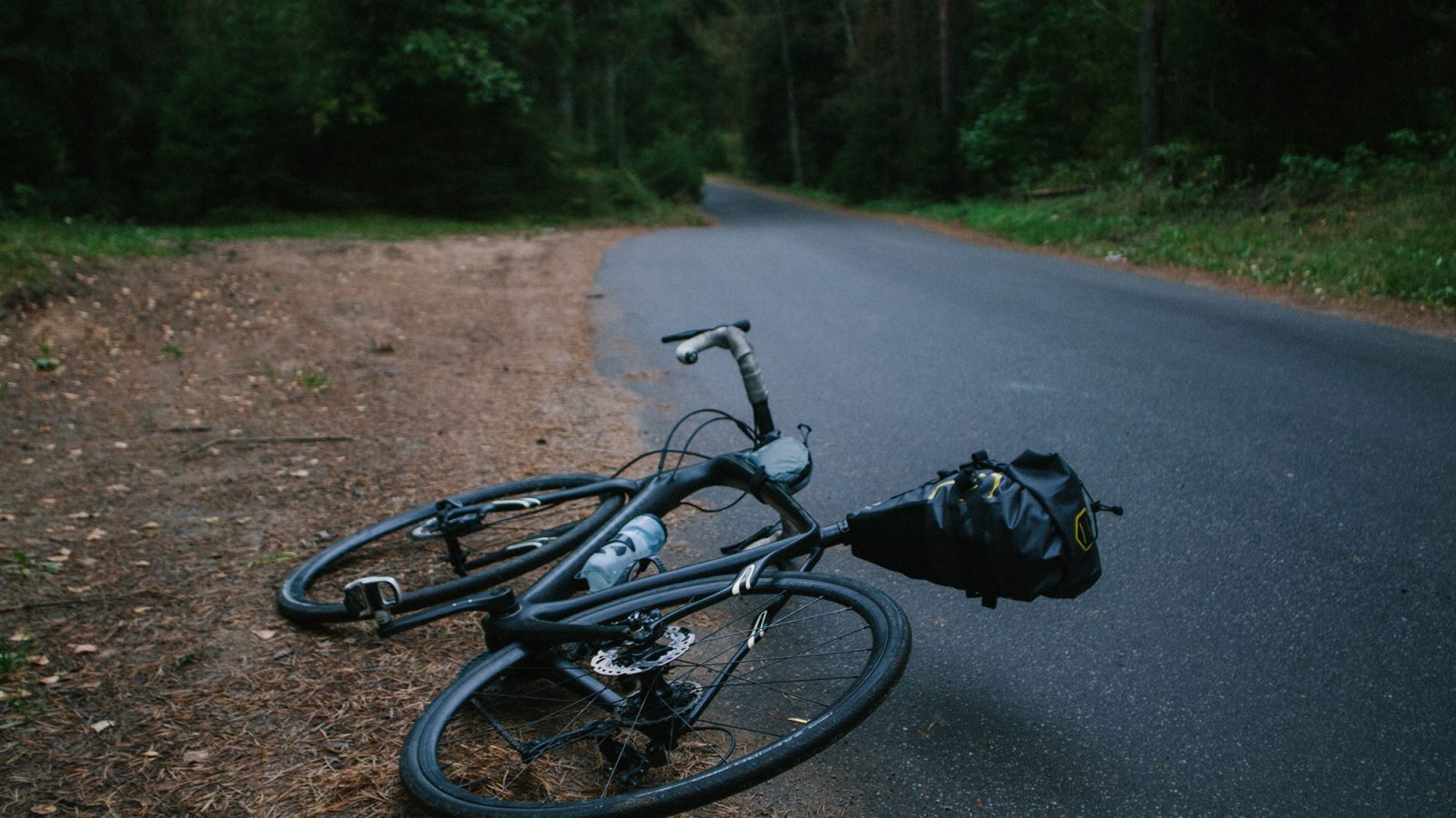 Regole per il ciclista - che pedala da solo o in gruppo