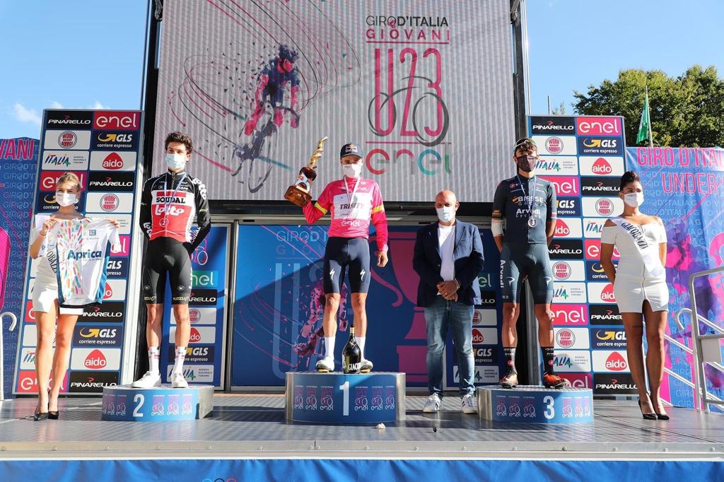 Tom Pidcock chiude in rosa il Giro d'Italia under 23 ENEL.