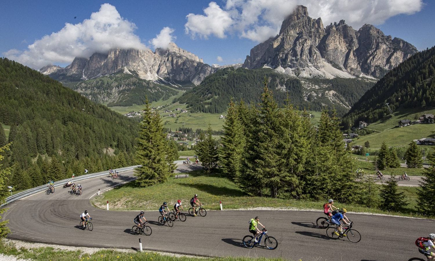 Dolomites Bike Day: pedala in sicurezza nel fascino dolomitico