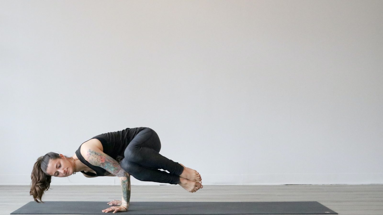 Come si fa Yoga? 5 posizioni per iniziare