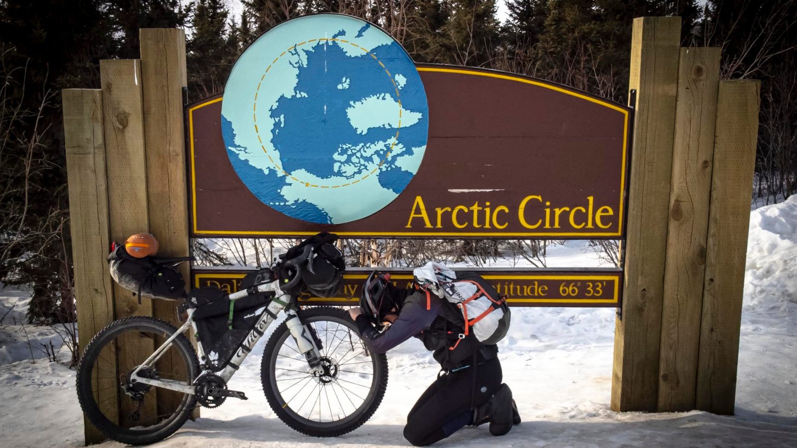 The Artic World Tour: Omar Di Felice ce l'ha fatta!