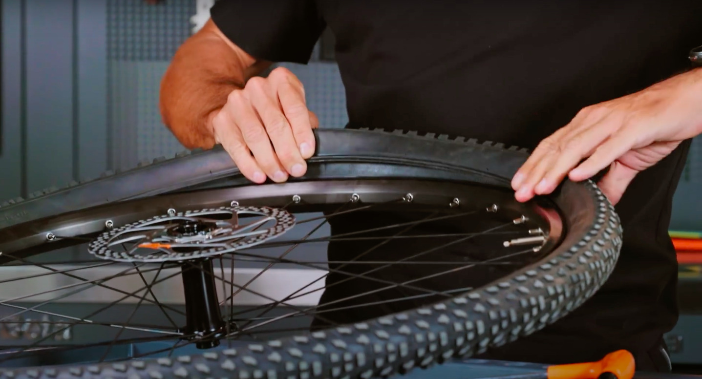 COPPIA DUE 2 CAMERE D'ARIA APE CAR TM 703 4 00 4 50 12 VALVOLA - Foto 2