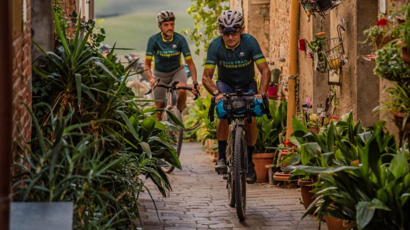 Terre di Pisa: un Bike Trail tra borghi, natura e avventura 