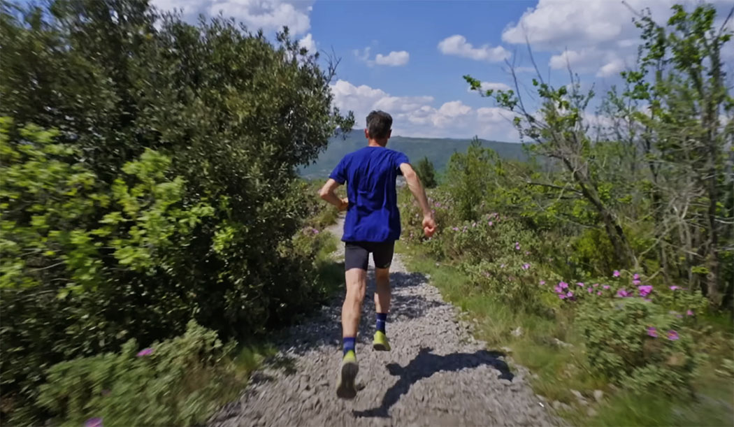 3 consigli per dominare le discese nel trail running come un Pro