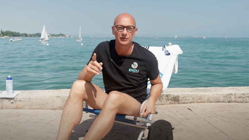 Nuoto in acque libere vs piscina: cosa cambia davvero?