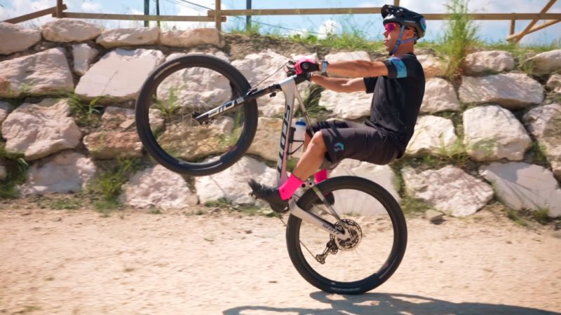 Impennata vs manual: cosa cambia?