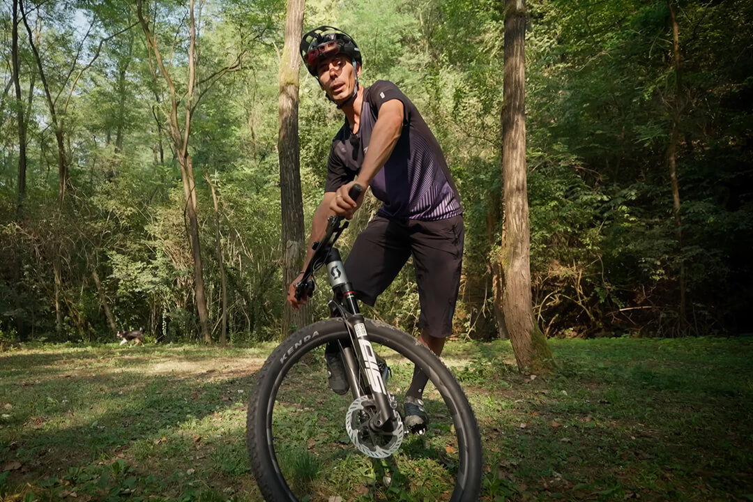 Cadi spesso in MTB? Forse sbagli questo..
