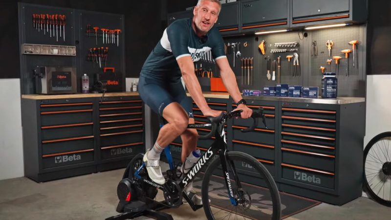 Rulli e triathlon: perché odiarli è normale (ma usarli è fondamentale)