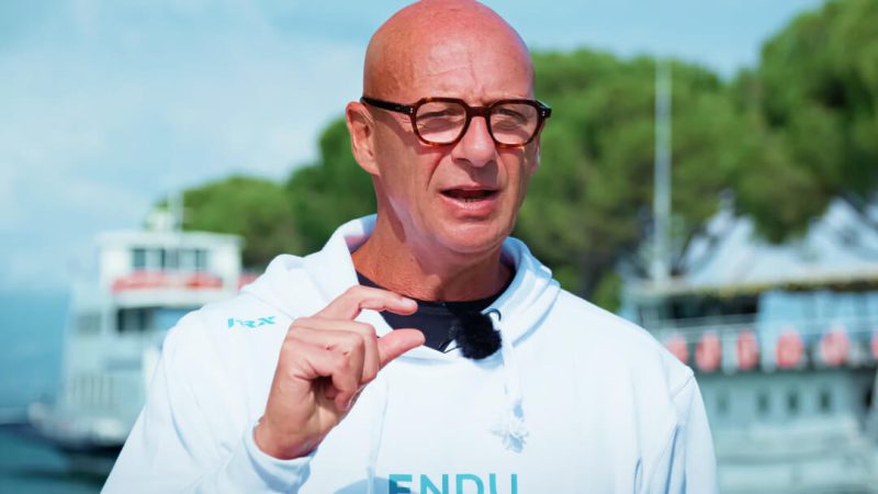 Sprint finale nel nuoto: come risparmiare energie e vincere negli ultimi metri