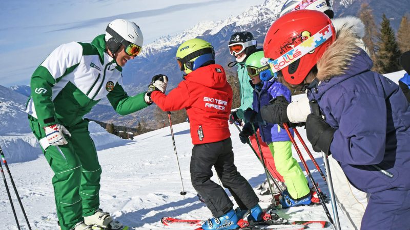 In Lombardia si scia in sicurezza e divertimento: un talk per giovani, famiglie e futuri campioni 