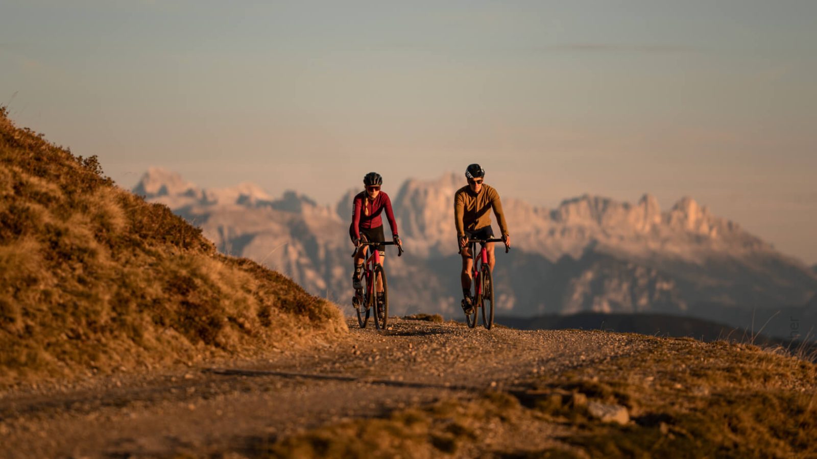Alto Adige riscoperto: su due ruote tra strada e gravel